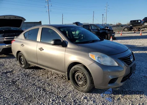 2014 Nissan Versa S z USA, uszkodzony, nr VIN 3N1CN7AP2EL854746